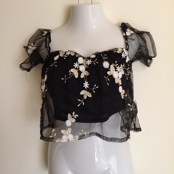 love J Tops - Love J Cropped Top Black Floral